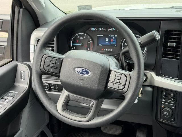 New 2026 Oxford White Ford XL image 21