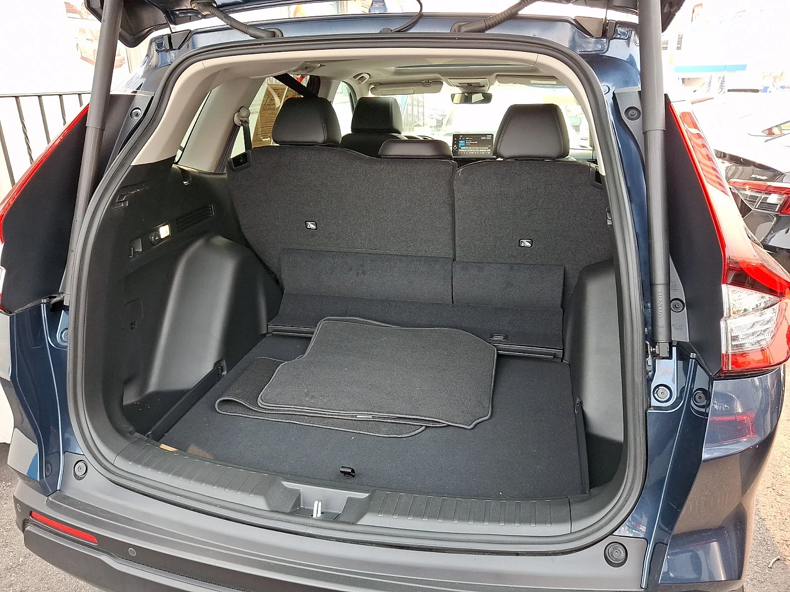 2025 Honda CR-V EX-L - Photo 30