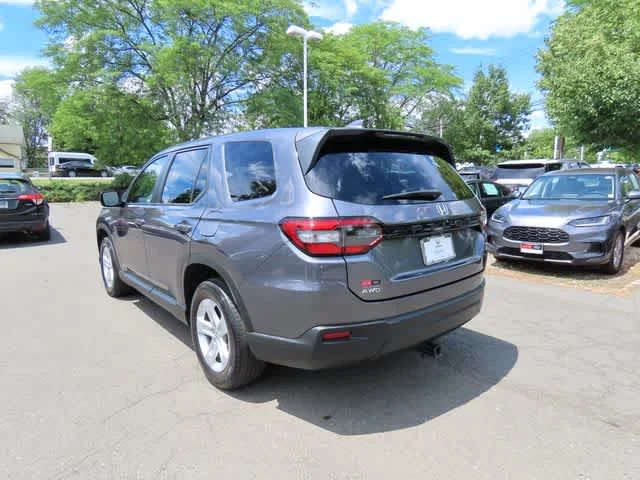 Certified Used 2023 Modern Steel Metallic Honda LX image 4
