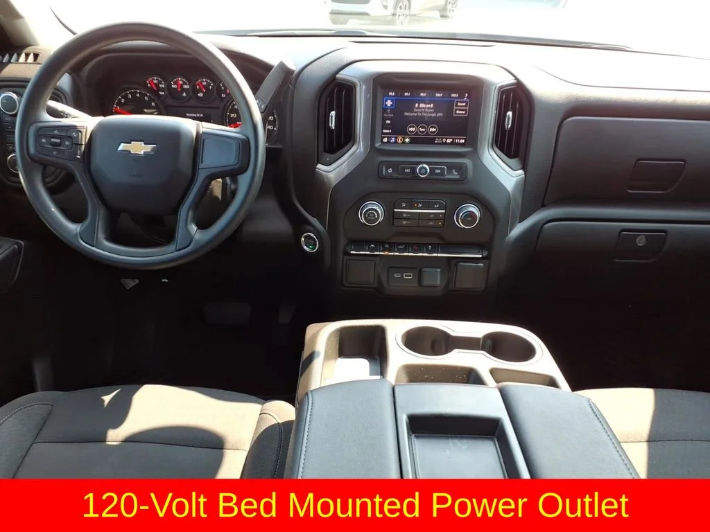 Used 2025 White Chevrolet Custom image 24