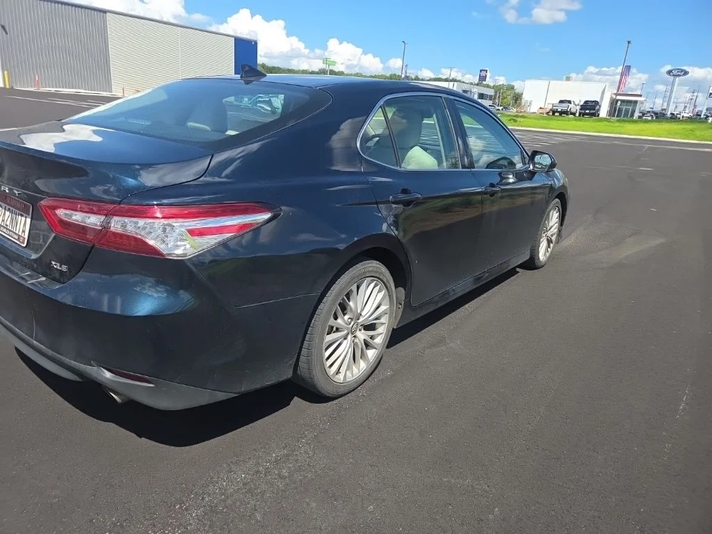Used 2020 Blue Toyota XLE image 12