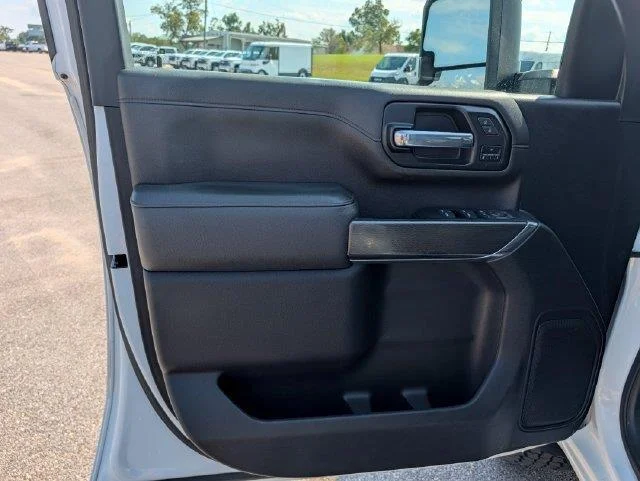 Used 2022 SUMMIT WHITE GMC AT4 image 10