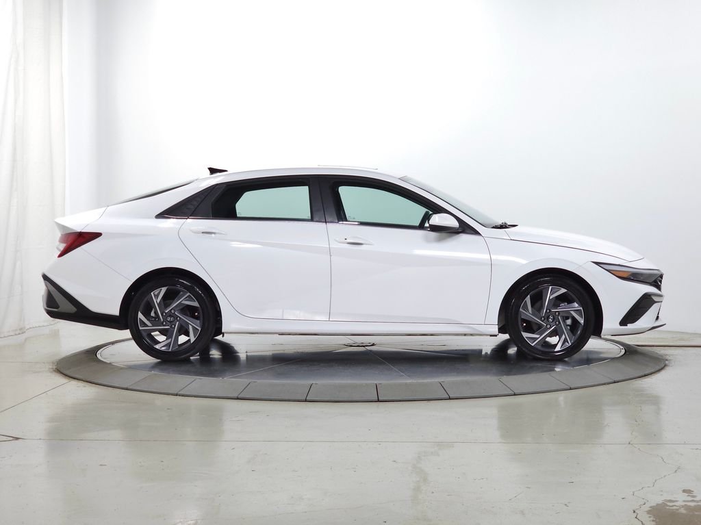 Certified Used 2025 Serenity White Hyundai SEL Convenience image 10