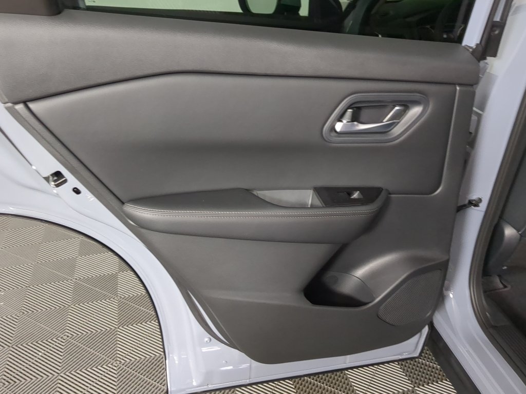 New 2026 Boulder Gray Pearl Nissan SV image 16