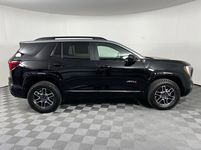 2026 GMC Terrain AT4 - Photo 8