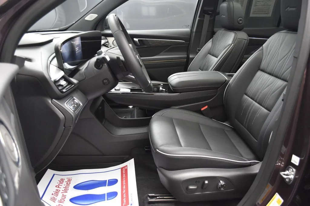 Certified Used 2026 Purple Buick Avenir image 17