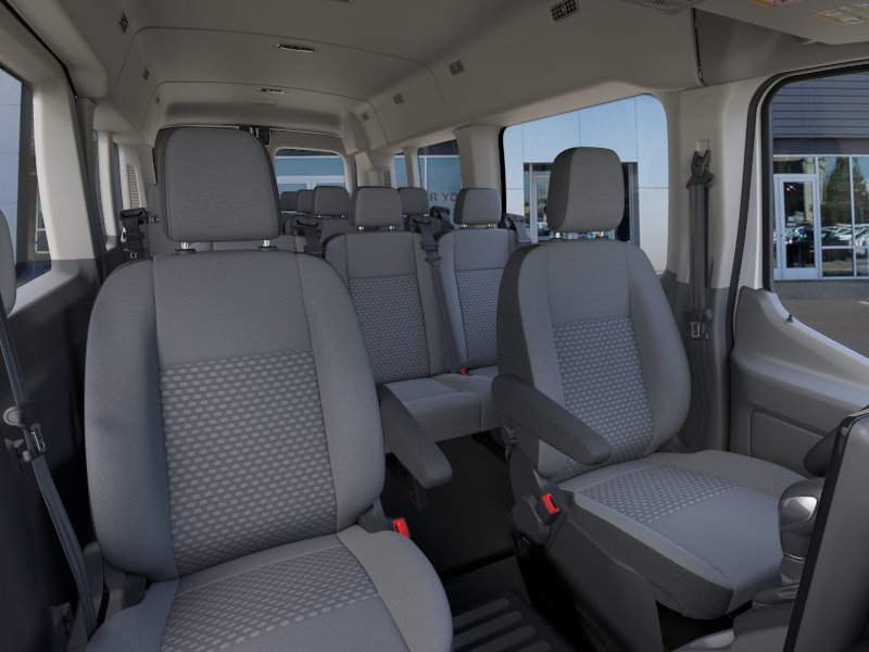 New 2026 Oxford White Ford XLT image 11