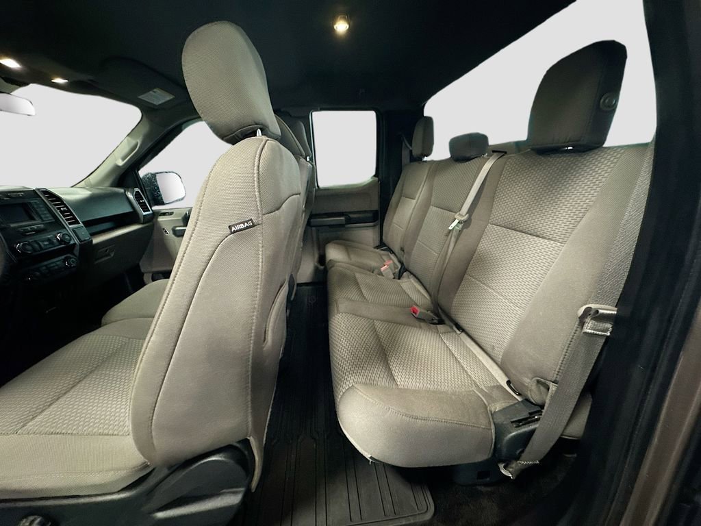 Used 2018  Ford XL image 23