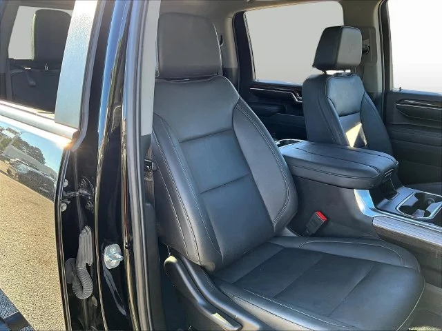 Used 2024 Black Chevrolet LT image 32