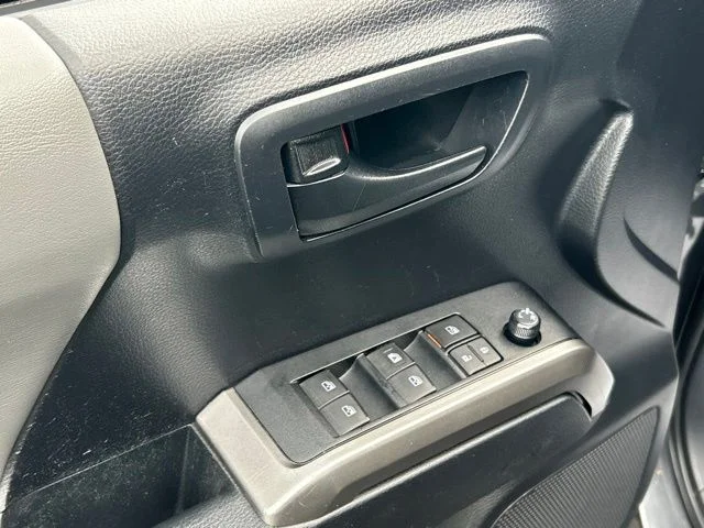 Used 2019 Gray Toyota SR5 image 21