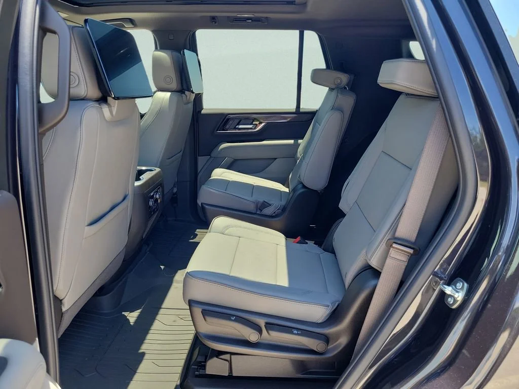 New 2026 Titanium Rush Metallic GMC Elevation image 9