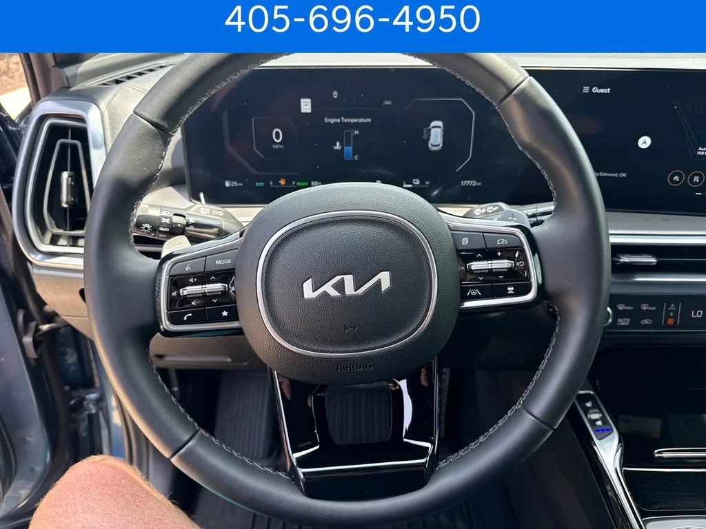 Pre-Owned 2025 Kia Sorento Hybrid SX Prestige