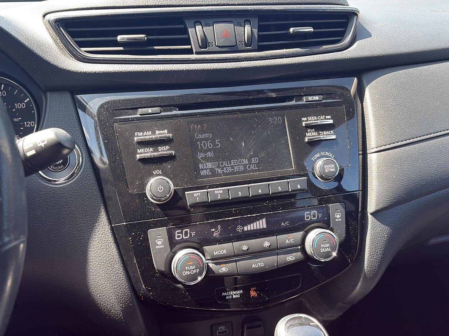 Used 2017 Midnight Jade Nissan SV image 8