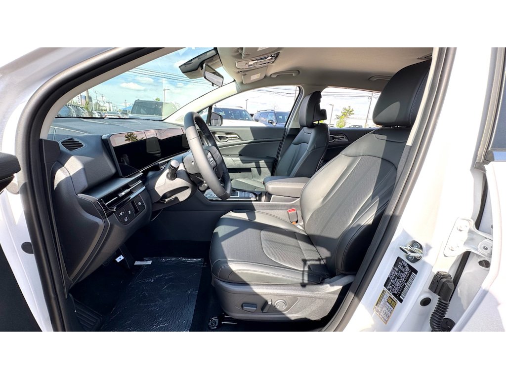 New 2026 Glacial White Pearl Kia EX image 7