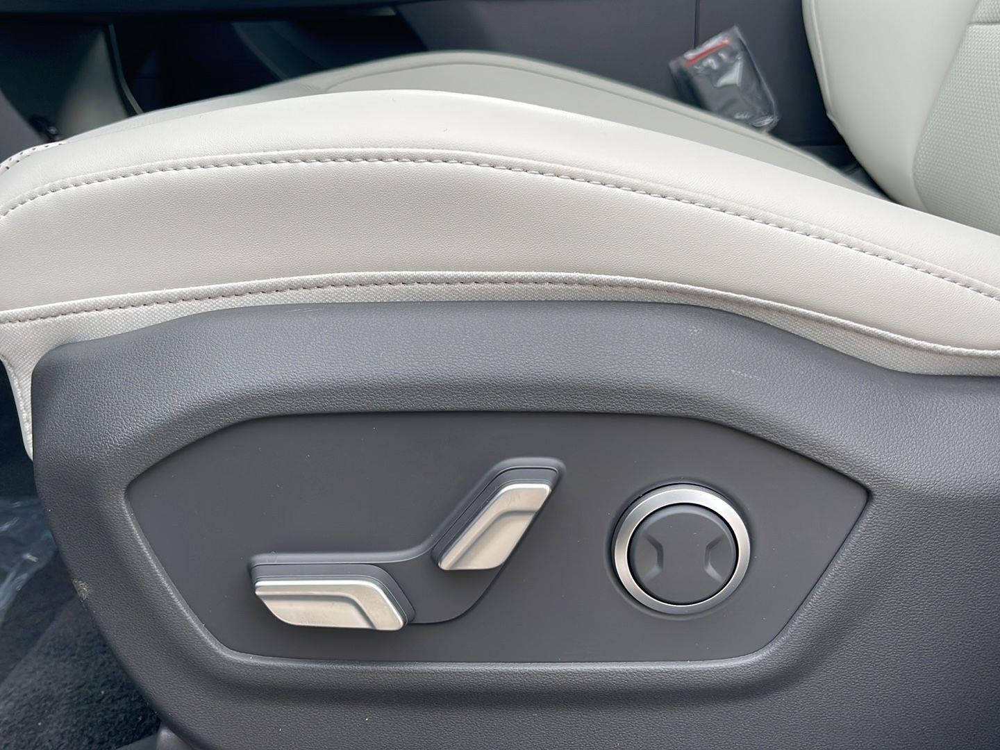 New 2026 Ecotronic Gray Hyundai SEL image 24
