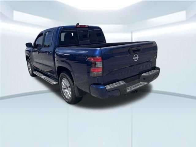 Used 2022 Blue Nissan SV image 8