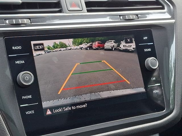 2022 Volkswagen Tiguan SE - Photo 18