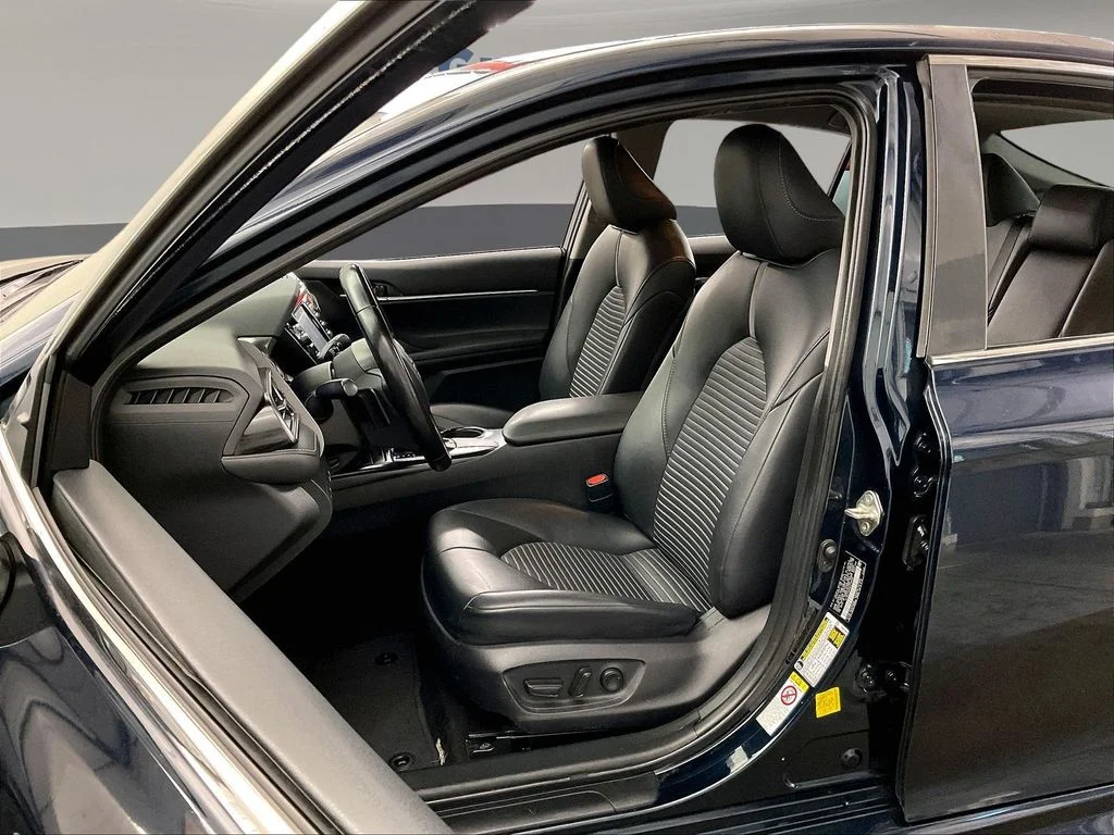Used 2019 Blue Toyota SE image 29