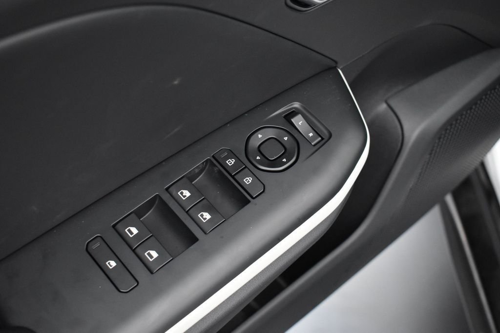 New 2026 Snow White Pearl Kia GT-Line image 6