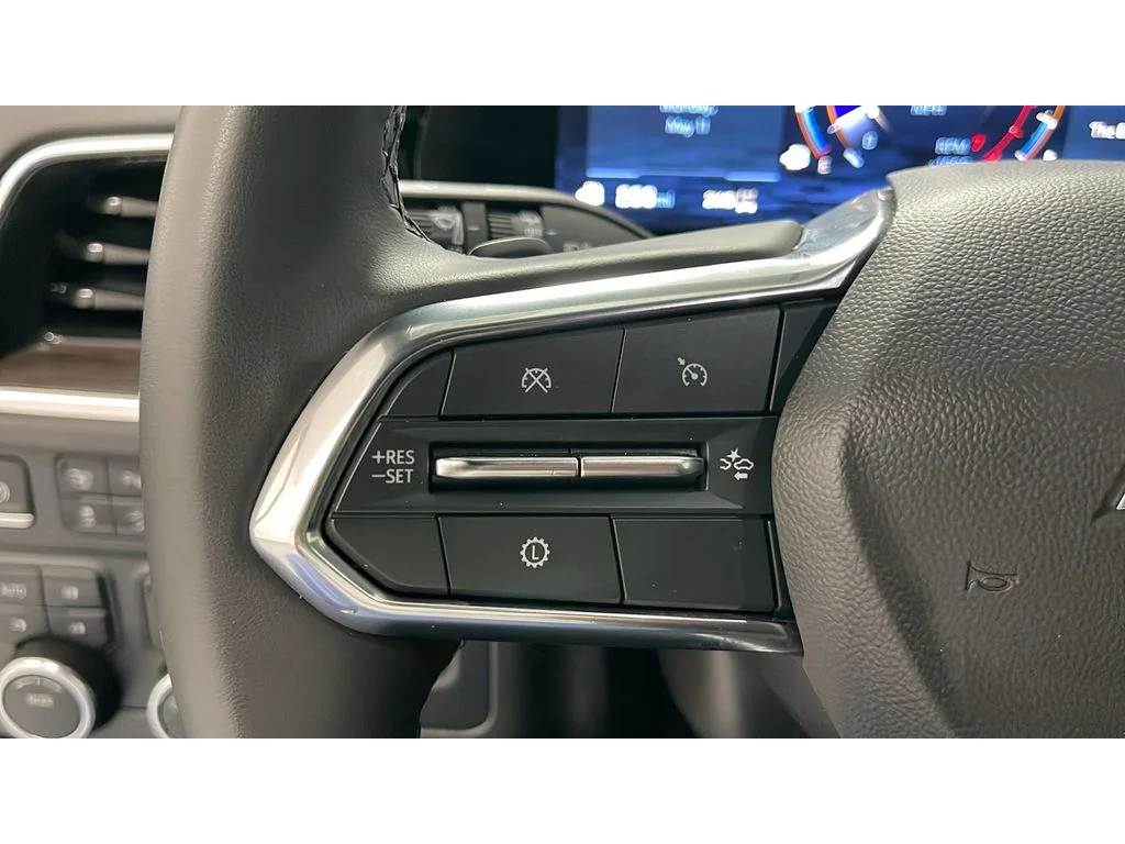 Used 2025 Sterling Gray Metallic Chevrolet Z71 image 19