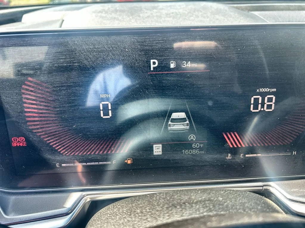 Used 2025 White Kia EX image 21