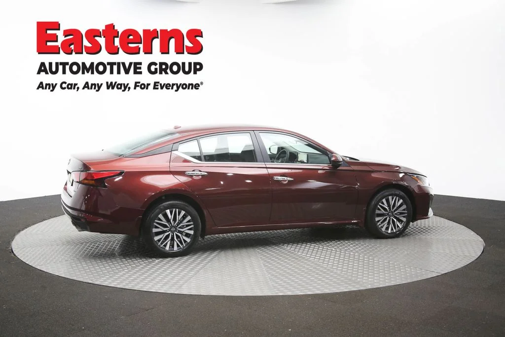 Used 2024 Red Nissan 2.5 SV image 45