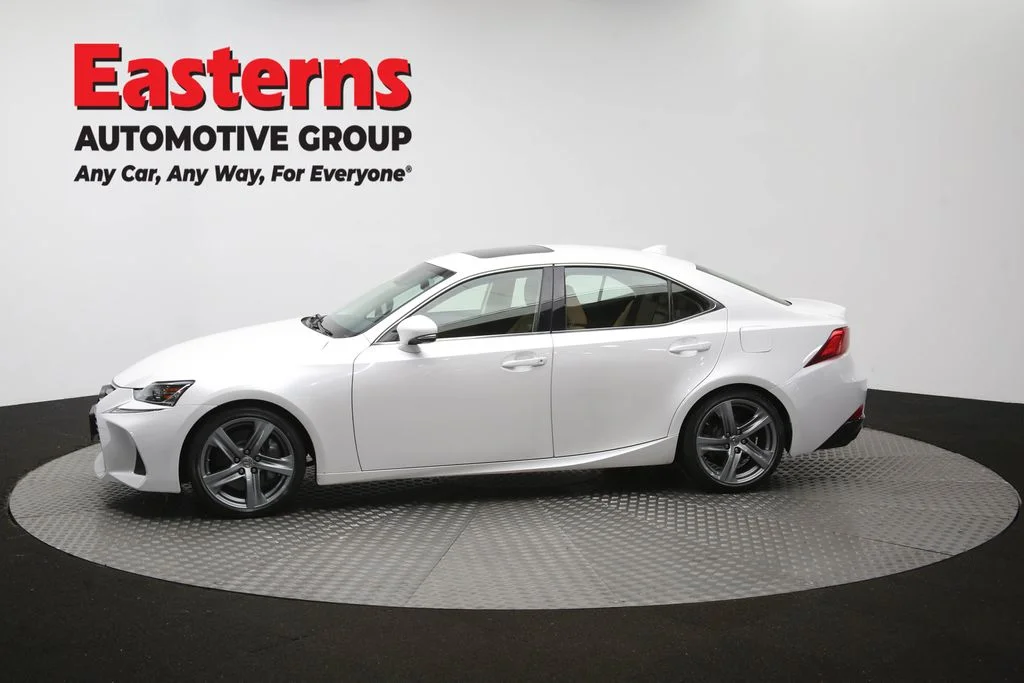 Used 2018 White Lexus 300 image 59