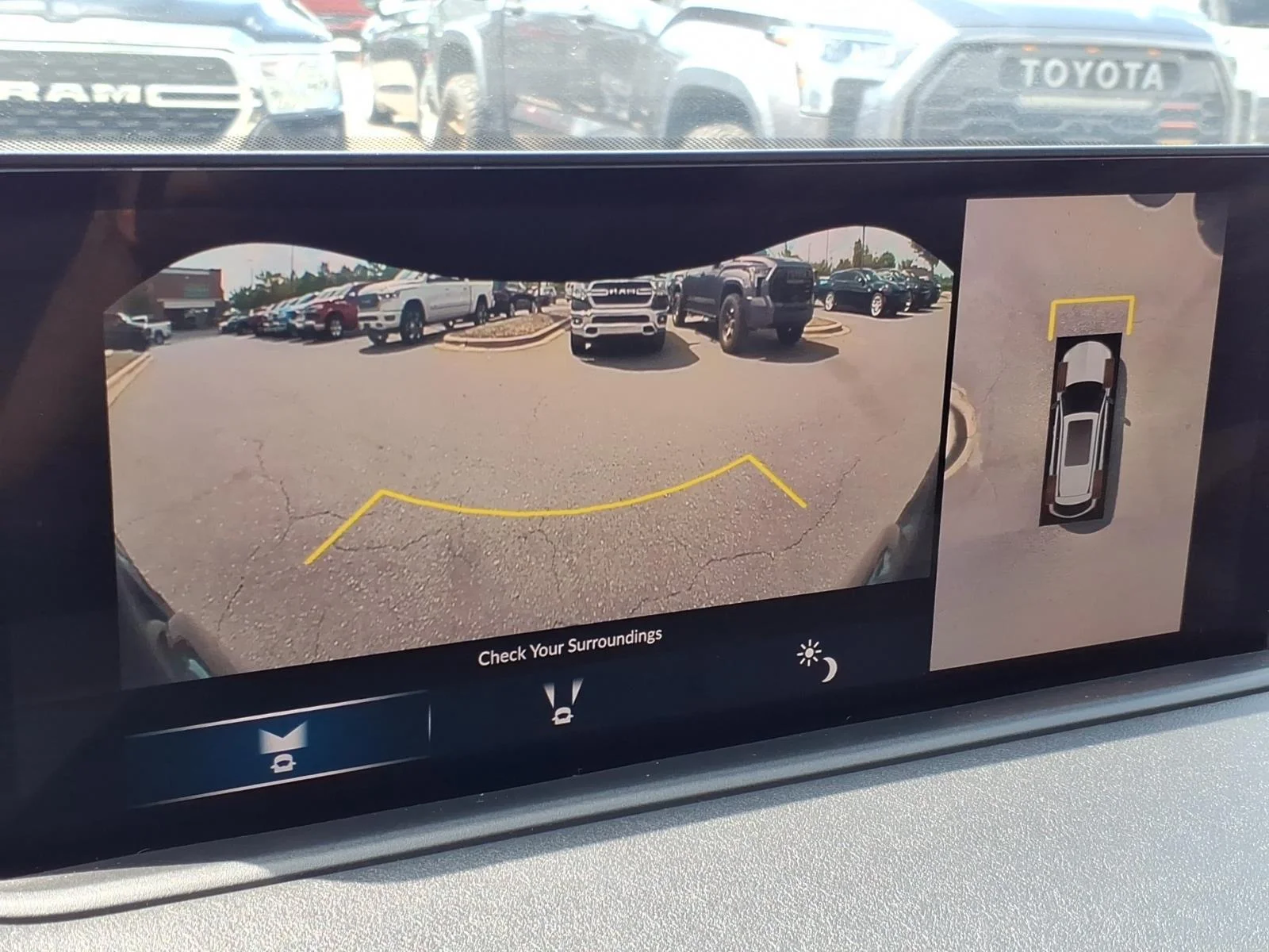 Used 2022 Platinum White Pearl Acura SH-AWD w/Advance image 4