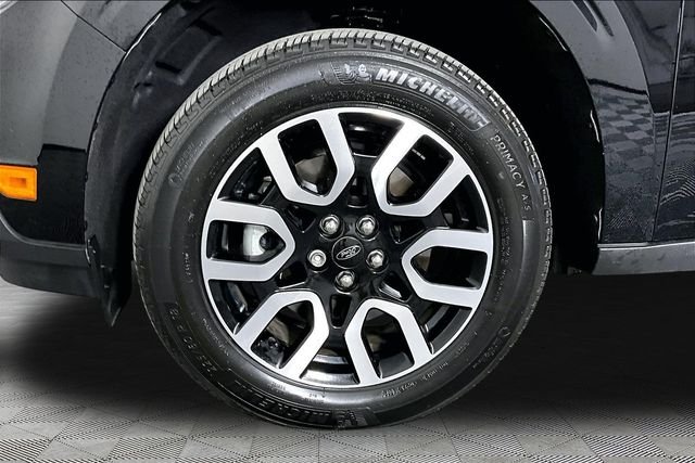 Used 2024 Black Ford Lariat image 31