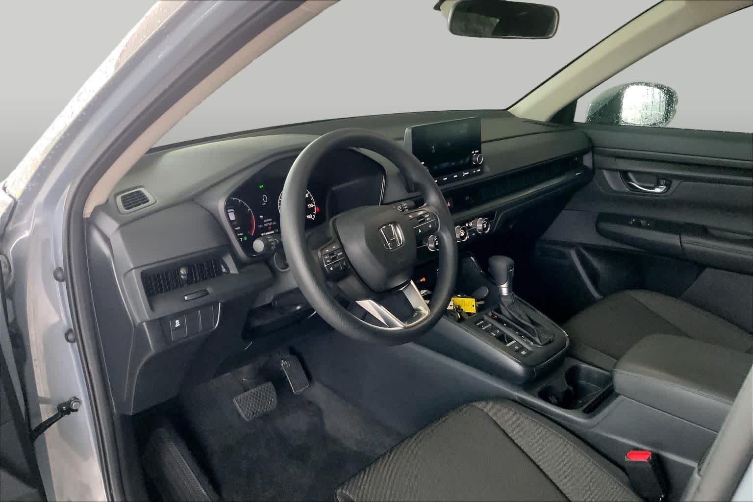 Used 2025 Urban Gray Pearl Honda LX image 17