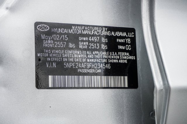 Used 2015 Silver Hyundai SE image 12