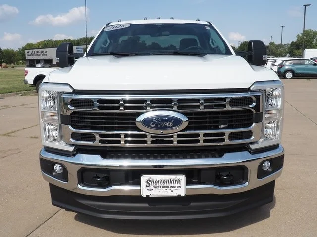 2026 Ford F-250 Super Duty XLT - Photo 2