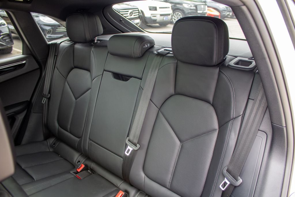 Used 2025 White Porsche Base image 22