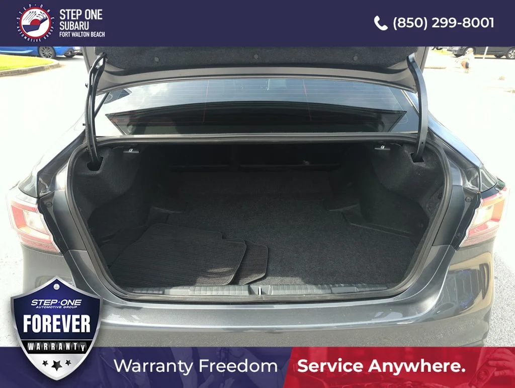 Certified Used 2025 Gray Subaru Premium image 29