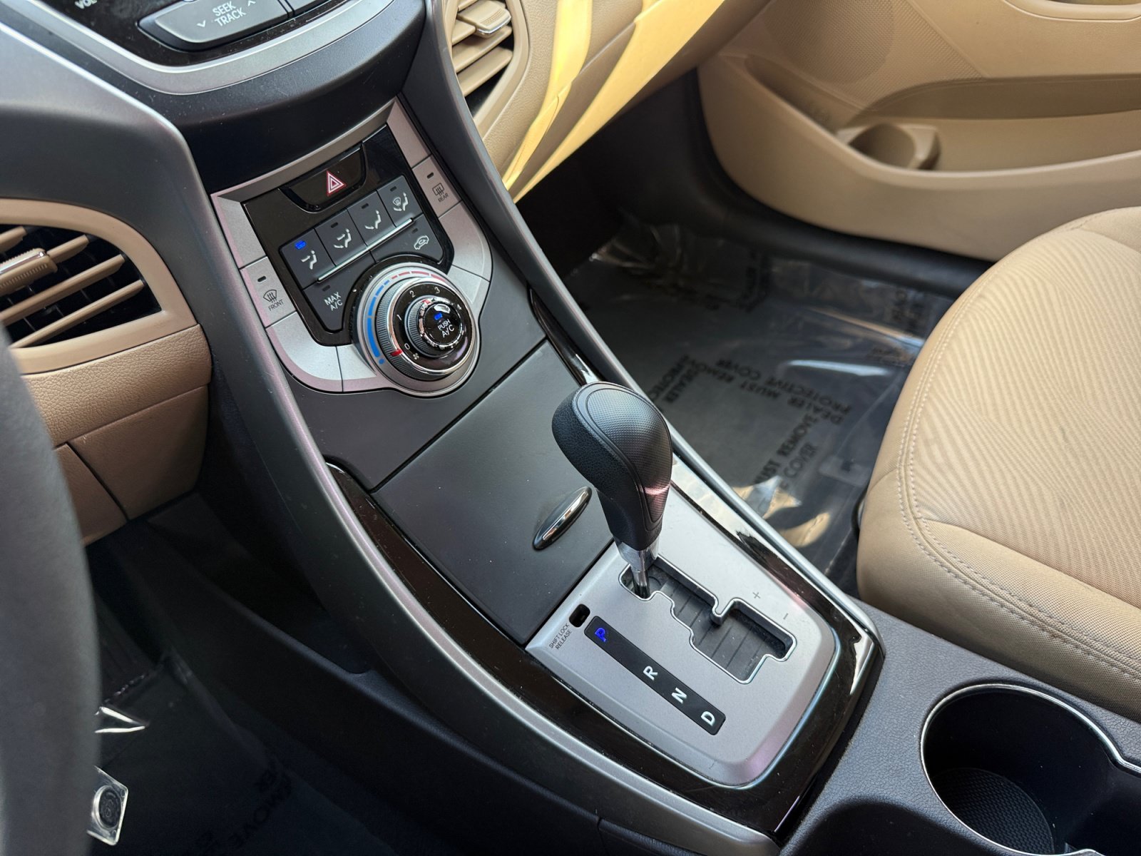 Used 2013 Bronze Hyundai GLS image 13