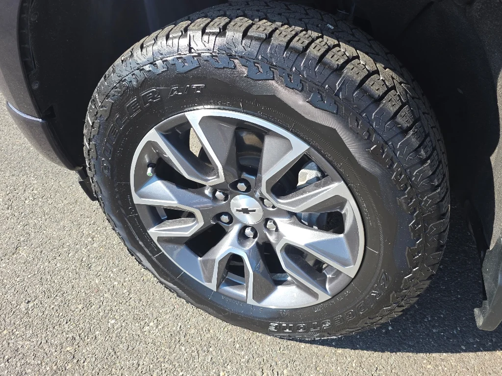 Used 2022 Dark Ash Metallic Chevrolet RST image 7