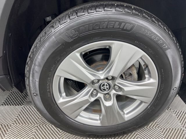 Used 2023 Black Toyota XLE image 10