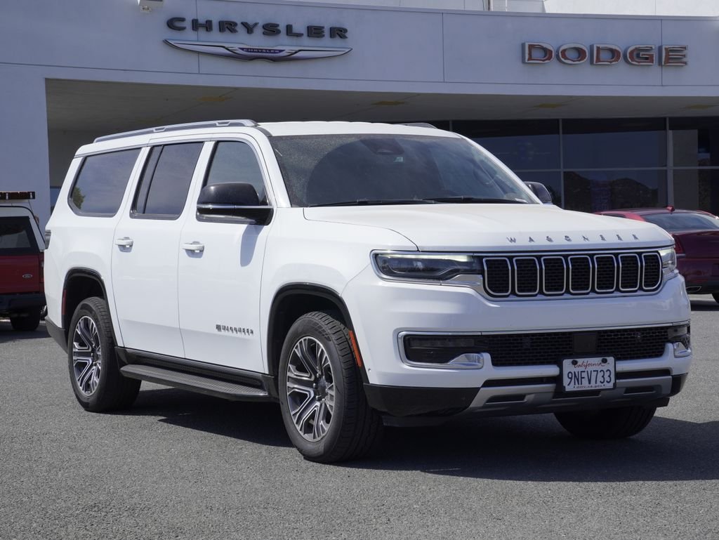 Used 2024 White Jeep Series II image 1