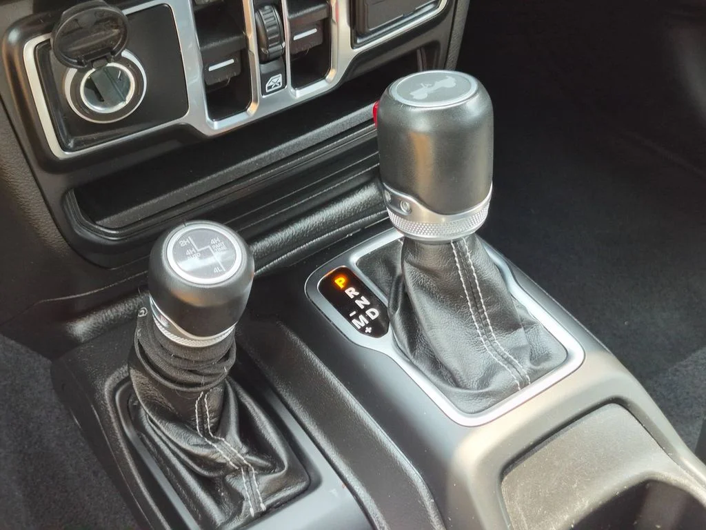 Used 2022 Black Jeep Unlimited Sahara 4xe image 16