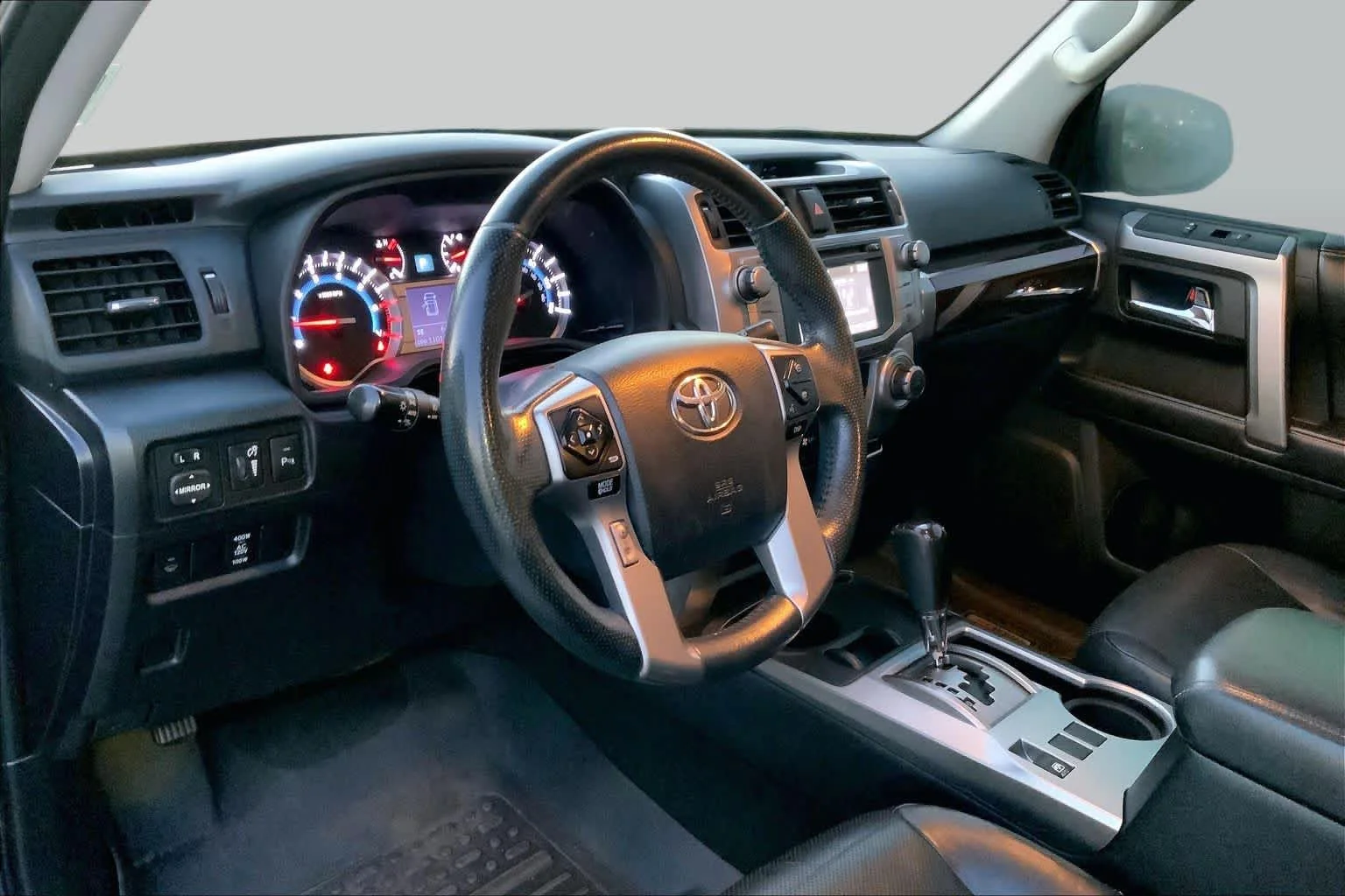 Used 2015 Nautical Blue Pearl Toyota Limited image 15