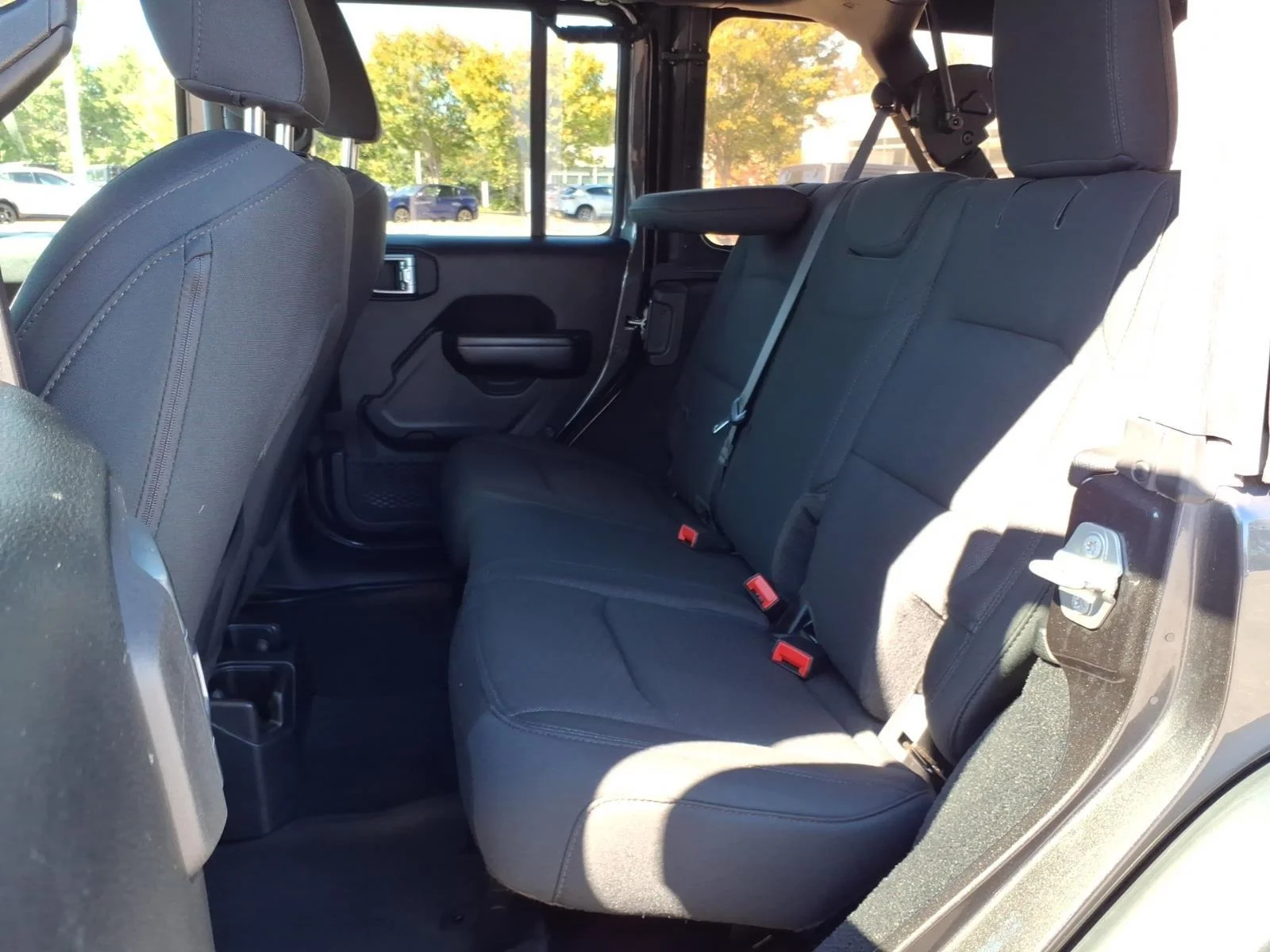 Used 2020 Granite Crystal Metallic Clearcoat Jeep Sport S image 20
