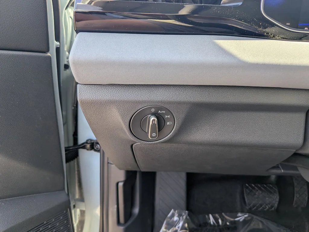 New 2026 Gray Volkswagen 1.5T SE image 22