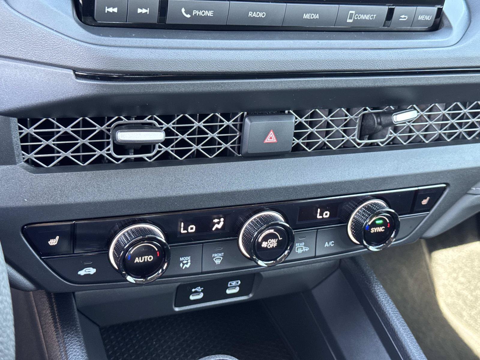 2023 Honda Accord EX - Photo 14