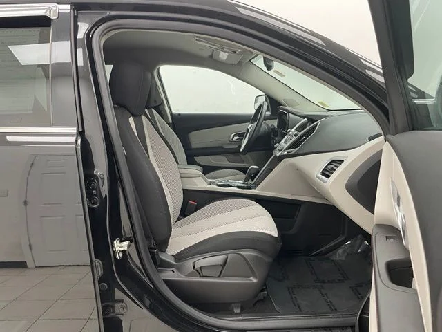 Used 2014 Black GMC  image 17