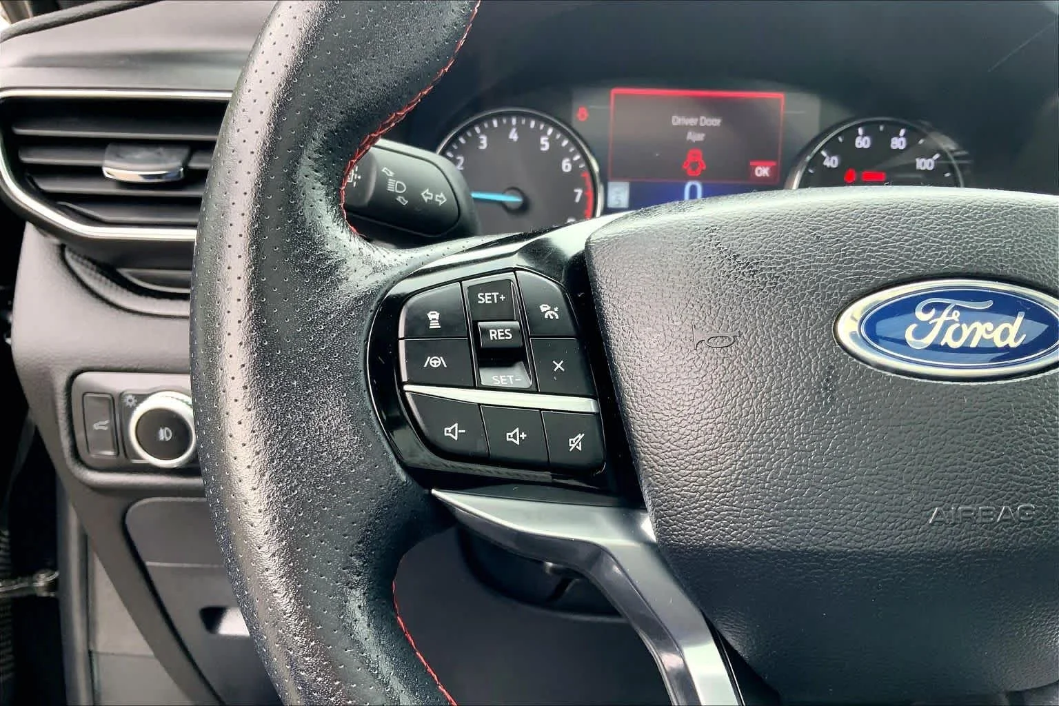 Used 2023 Agate Black Ford ST-Line image 24