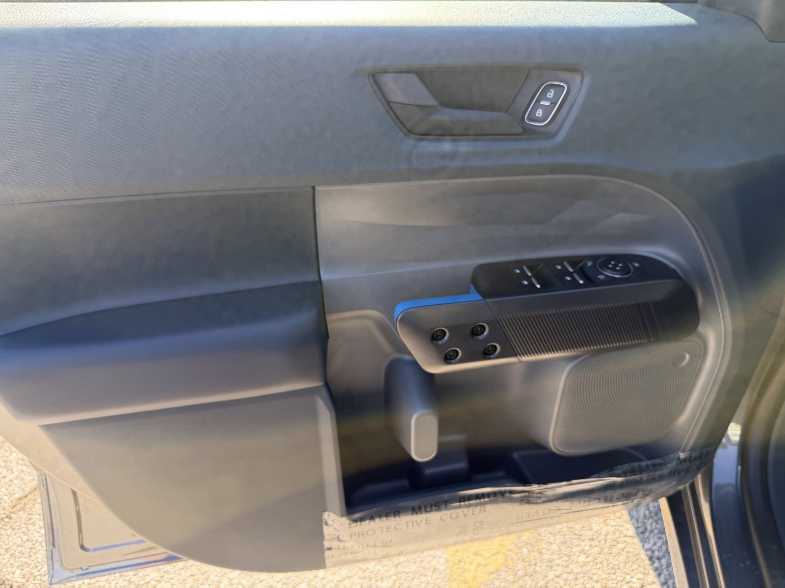 New 2026 Carbonized Gray Metallic Ford Lobo™ image 21