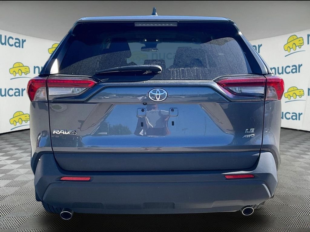 Used 2023 Gray Toyota LE image 3