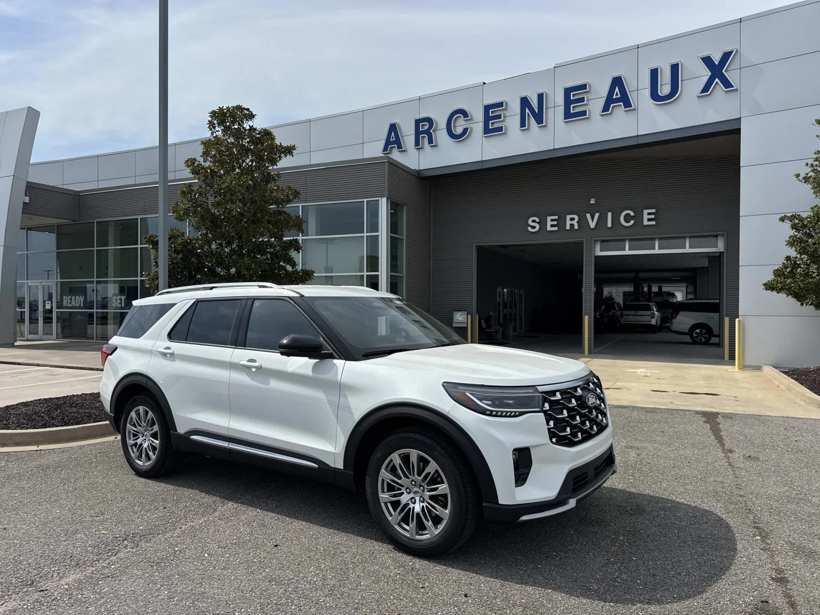 2027 Ford Explorer Platinum