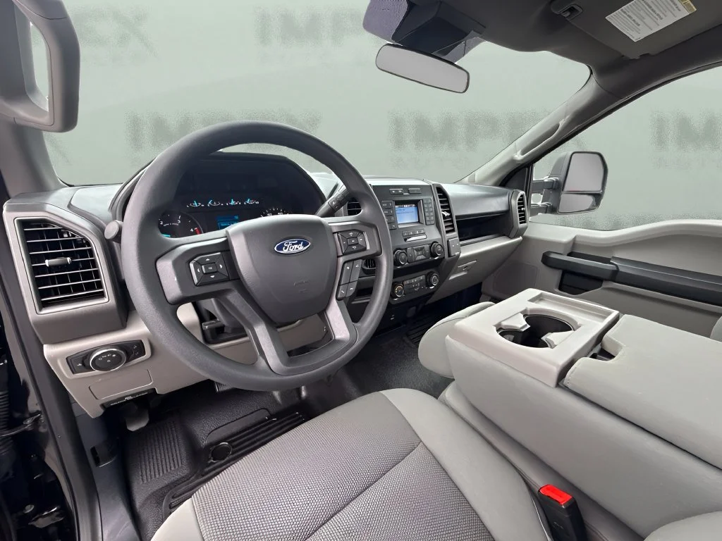 Used 2022 Black Ford XL image 10