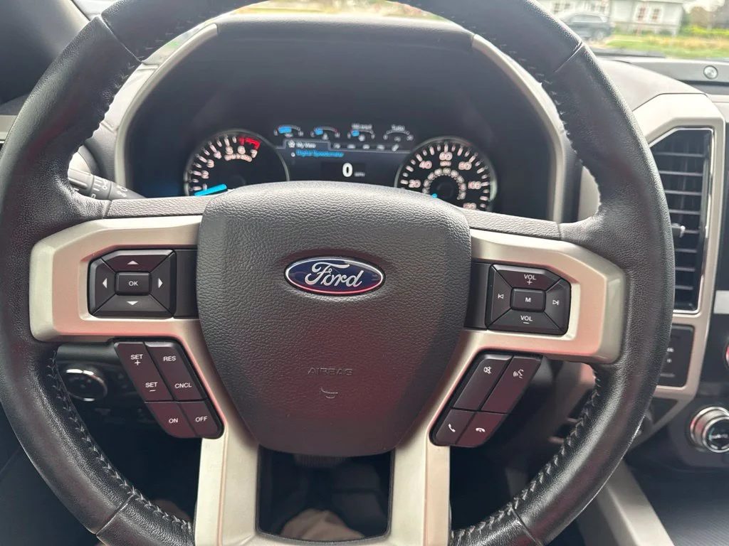 Certified Used 2020 Magnetic Metallic Ford Lariat image 17